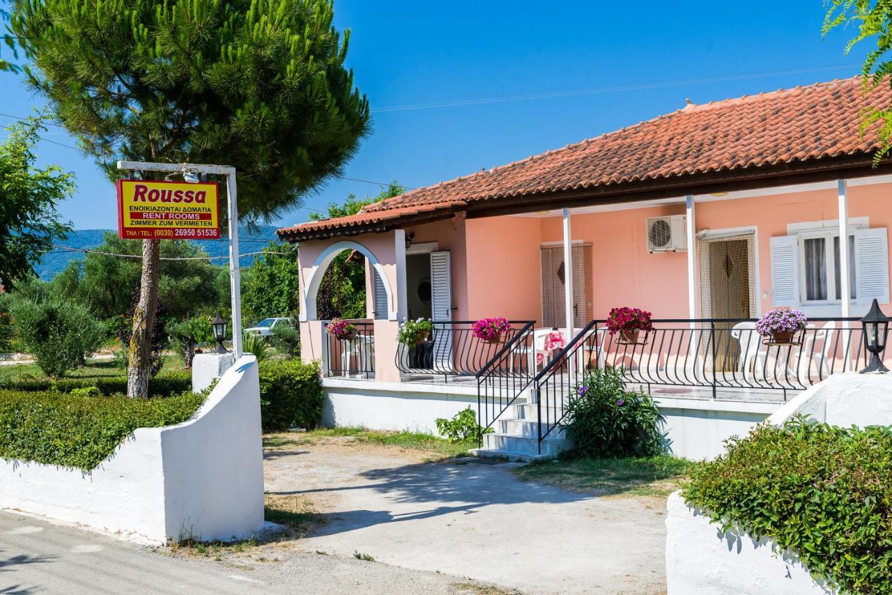 Roussa'S Apartments Лаганас Экстерьер фото